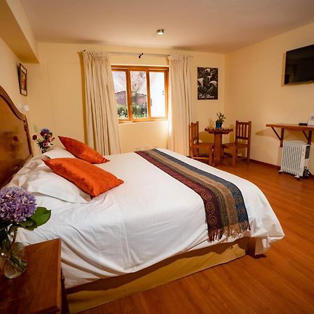 Hotel Agustos 우루밤바 외부 사진