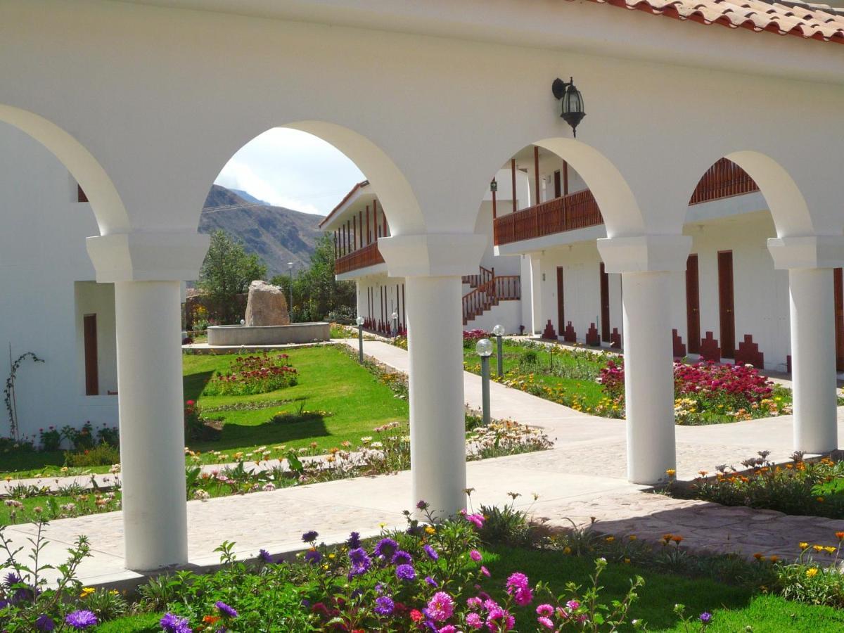 Hotel Agustos 우루밤바 외부 사진