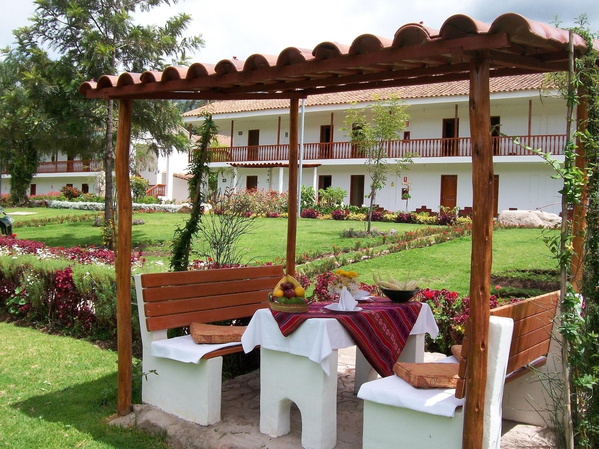 Hotel Agustos 우루밤바 외부 사진