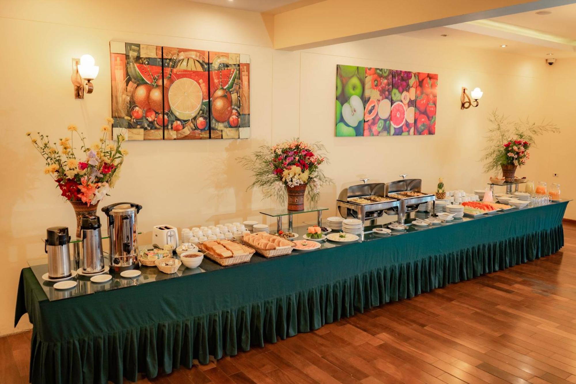 Hotel Agustos 우루밤바 외부 사진