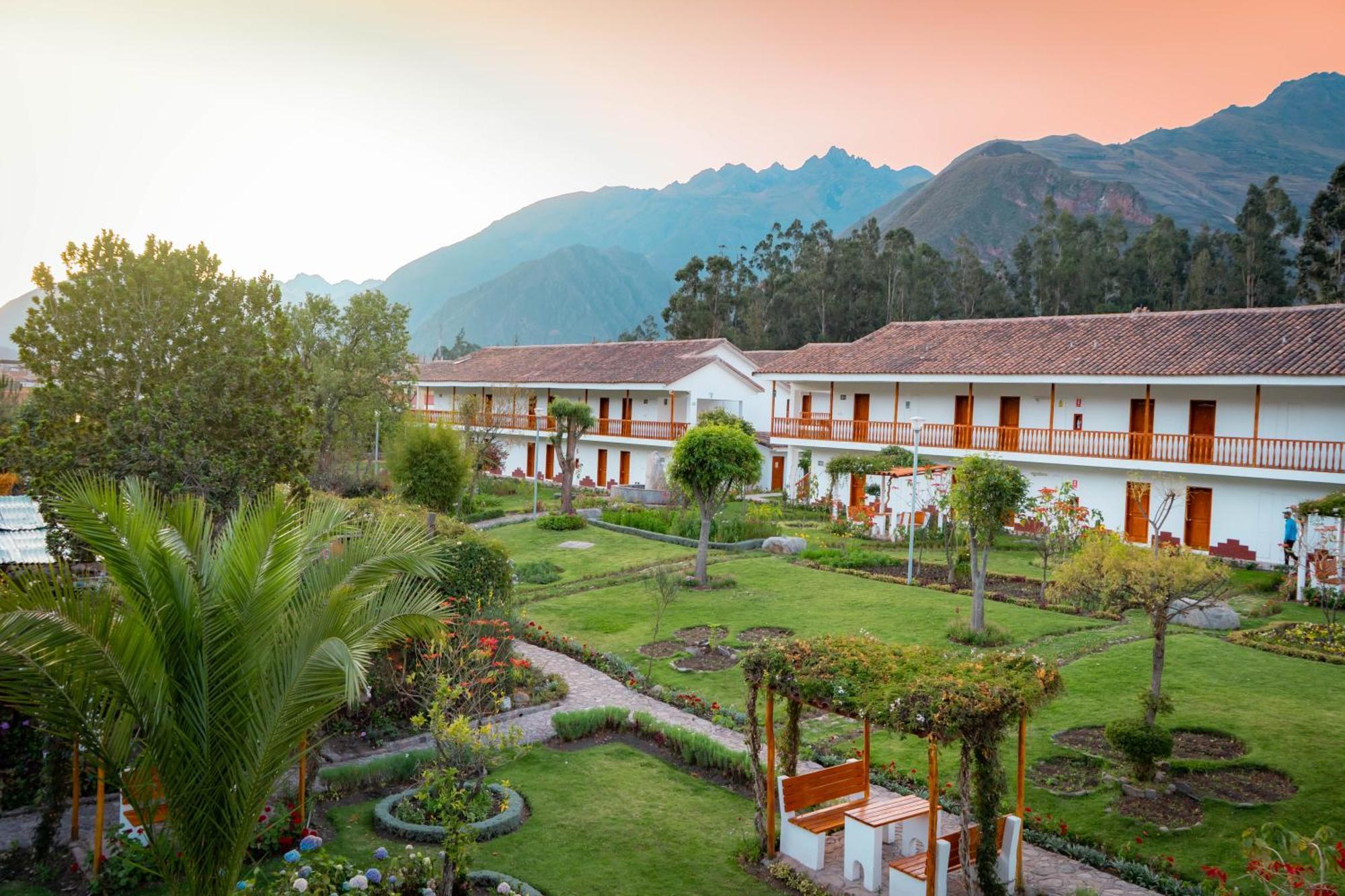 Hotel Agustos 우루밤바 외부 사진