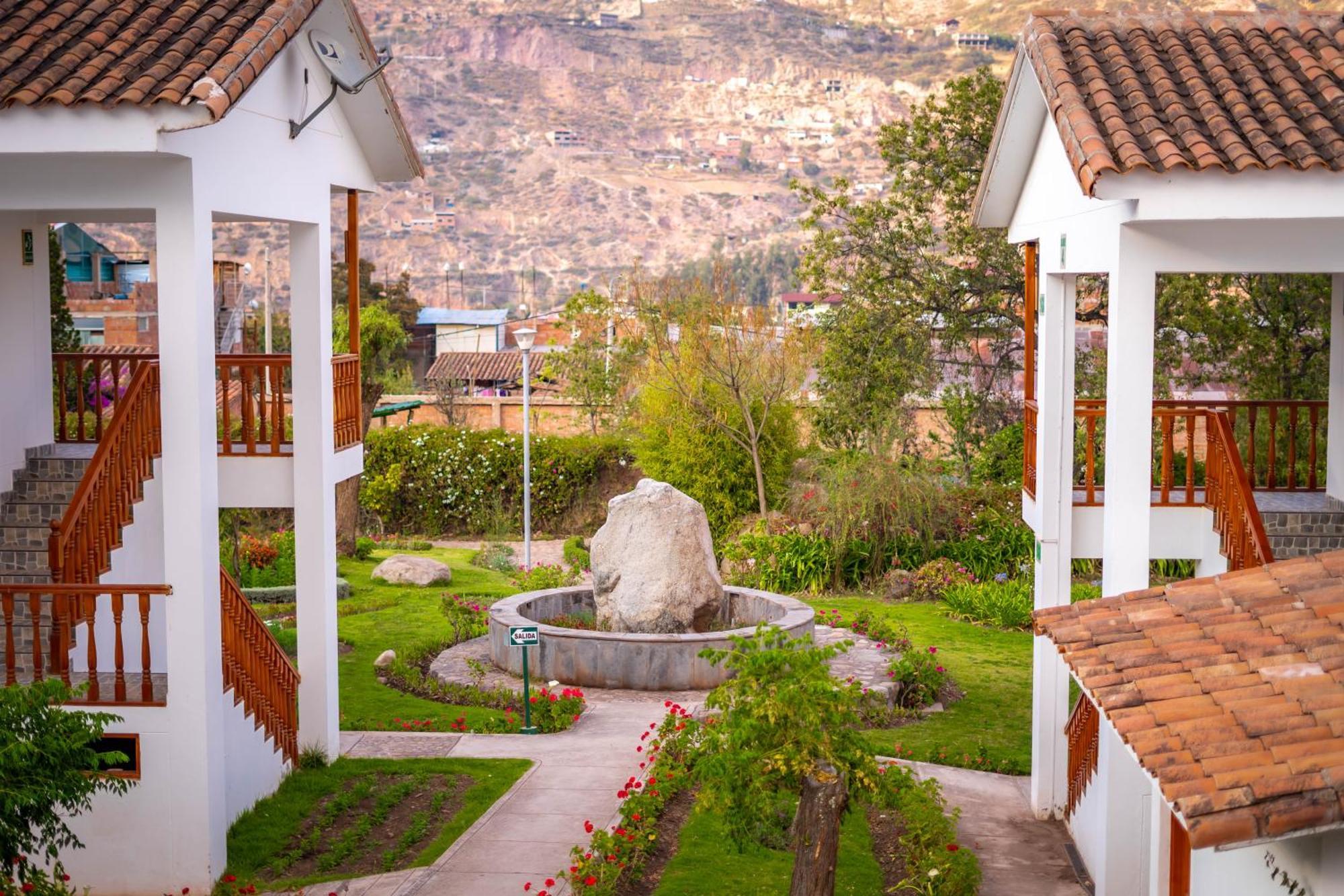 Hotel Agustos 우루밤바 외부 사진
